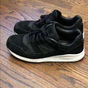 new balance reigning champ